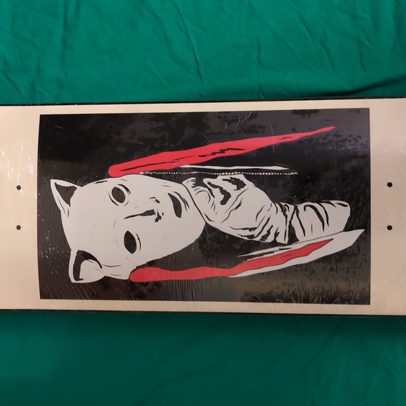 Welcome Skateboards Audrey on Moontrimmer 2.0 Deck Black Dip/Bone 8.5''x 32.5''' - Picture 2 of 7